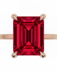 Inel de Logodnă Windsor din Aur 18k cu Rubin Creat în Laborator Emerald Cut 10x8 mm și Diamante Create în Laborator din 18k Aur Roz - Castelo.ro