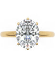 Inel de Logodnă Solitaire 'L'Amour' din Aur 18k cu Moissanite Oval de 1.8 ct din 18k Aur Galben - Castelo.ro