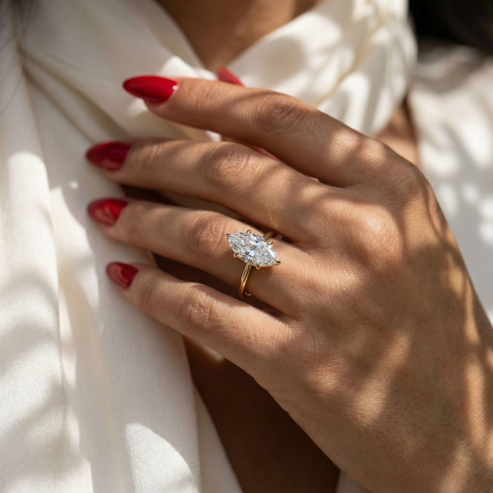 Inel de Logodnă din Aur 18k cu Diamant Marquise Creat în Laborator de 1.3 ct din 18k Aur Galben - Castelo.ro