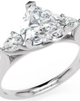 Inel de Logodnă Eternal Heart cu Trei Diamante Create în Laborator de 1.7 ct
