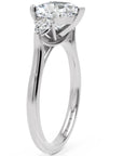 Inel de Logodnă Eternal Heart cu Trei Diamante Create în Laborator de 1.7 ct