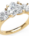 Inel de Logodnă Forever Heart din Aur 14k cu Trei Moissanite de 2.4 ct din 14k Aur Galben - Castelo.ro
