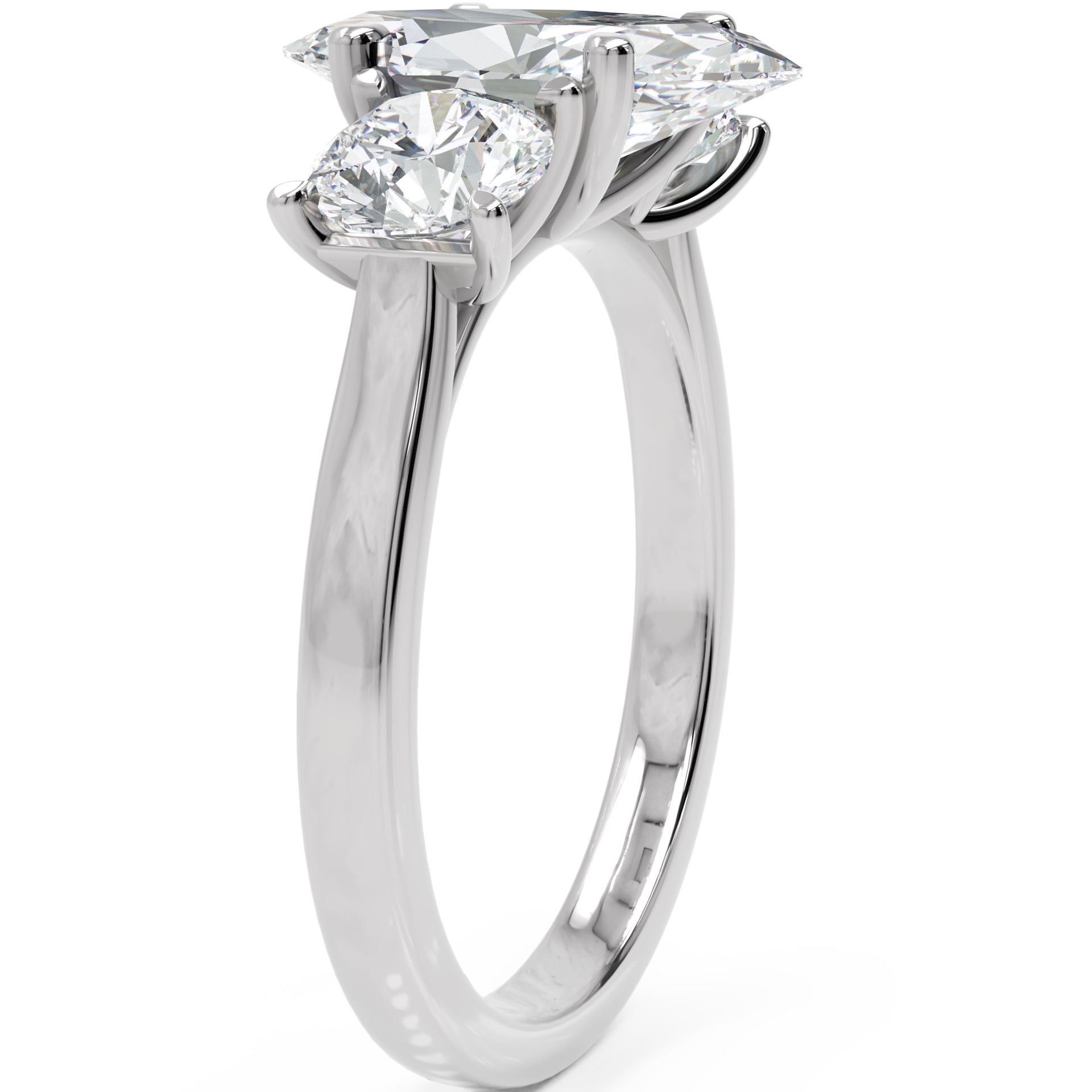 Inel de Logodnă Marquise du Chateau cu Trei Diamante Naturale de 2.3 ct