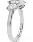 Inel de Logodnă Marquise du Chateau cu Trei Diamante Naturale de 2.3 ct