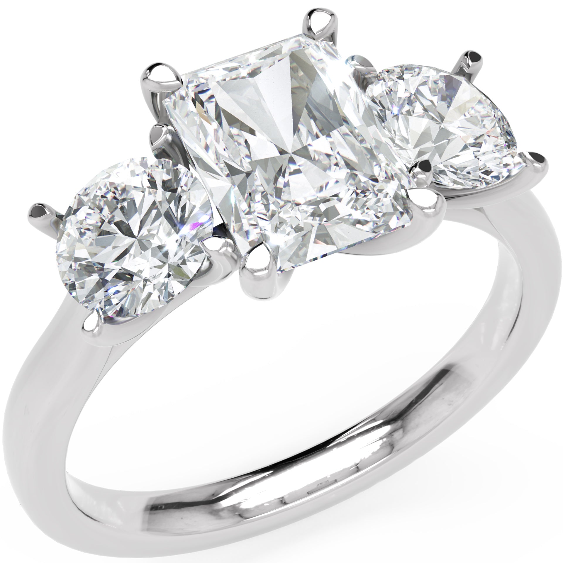 Inel de Logodnă Duchesse Lumière Radiant și Rotund cu Trei Diamante Naturale de 2.45 ct