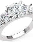 Inel de Logodnă Comtesse Éclat Pavé cu Trei Diamante Naturale de 2.63 ct