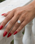 Inel de Logodnă Solitaire Heritage din Aur 14k cu Moissanite de 3 ct din 14k Aur Alb - Castelo.ro