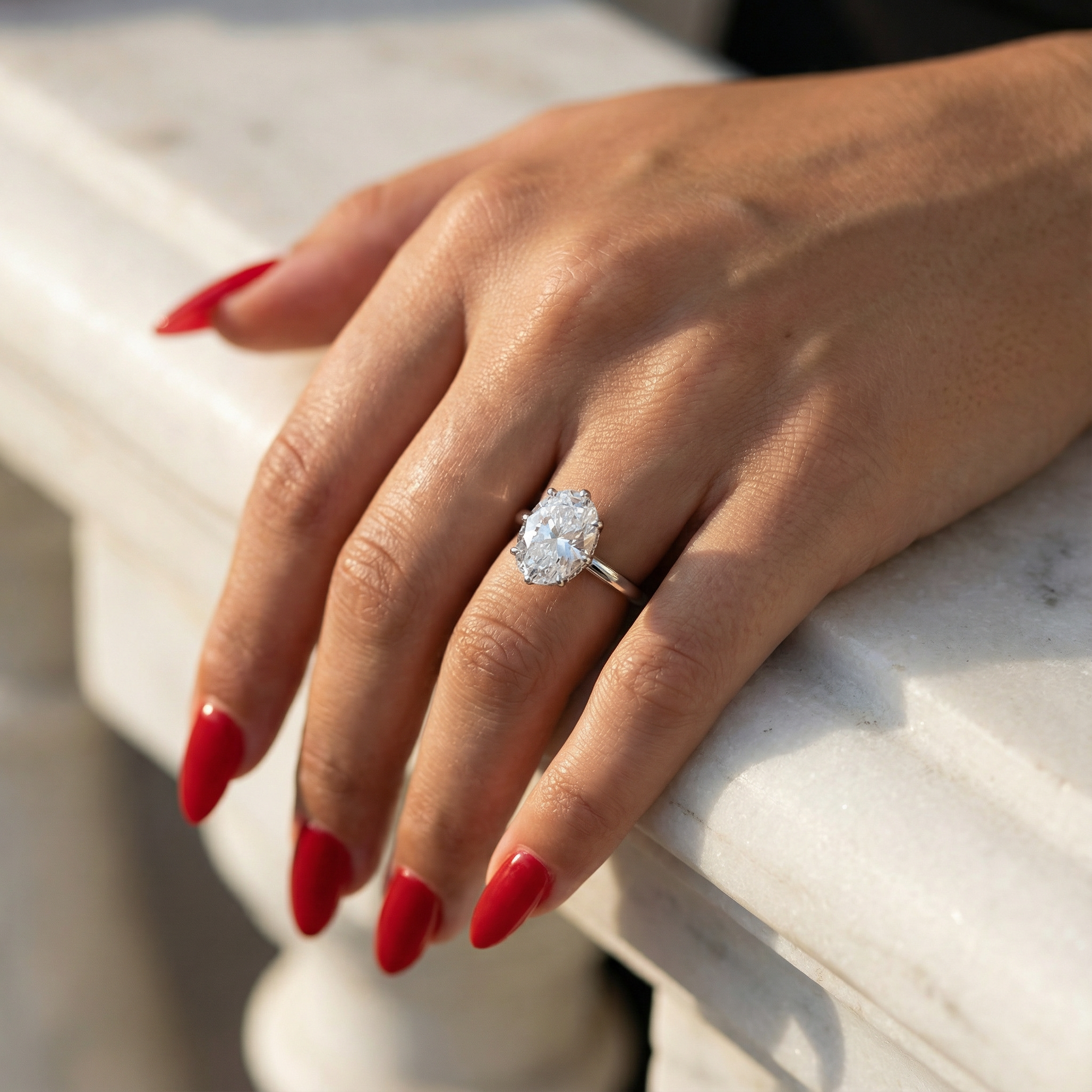 Inel de Logodnă Solitaire 'L'Amour' din Aur 14k cu Diamant Oval Creat în Laborator de 1.8 ct din 14k Aur Alb - Castelo.ro