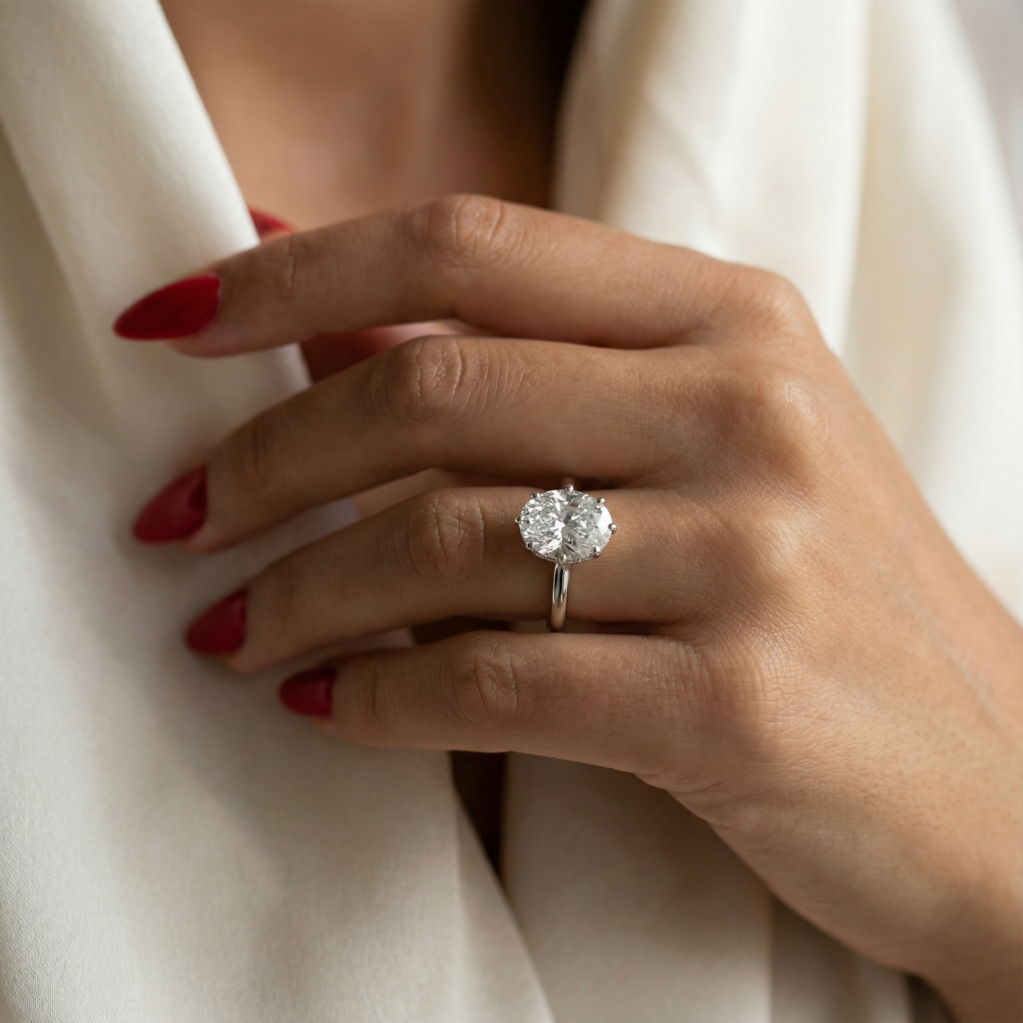 Inel de Logodnă Solitaire 'L'Amour' din Aur 18k cu Moissanite Oval de 1.8 ct din Platina - Castelo.ro