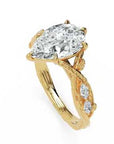 Belvedere PEAR 2.5 ct YG video