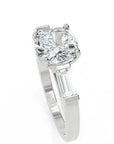 Inel de Logodnă Genovese cu Trei Moissanite de 1.9 ct
