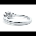 Inel de Logodnă Solitaire cu Trei Diamante Create în Laborator de 1.57 ct
