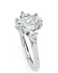 Inel de Logodnă Oval & Pear cu Trei Diamante Naturale de 2.5 ct