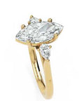 Inel de Logodnă Heart Pave cu Trei Moissanite de 2.6 ct