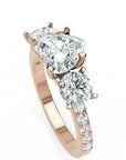 Inel de Logodnă Heart Pave cu Trei Diamante Naturale de 2.6 ct