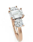 Inel de Logodnă Via di Emeralde cu Trei Moissanite de 2.4 ct