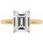 Inel de Logodnă Sloane din Aur 14k cu Moissanite Emerald de 2.5 ct din 14k Aur Galben - Castelo.ro